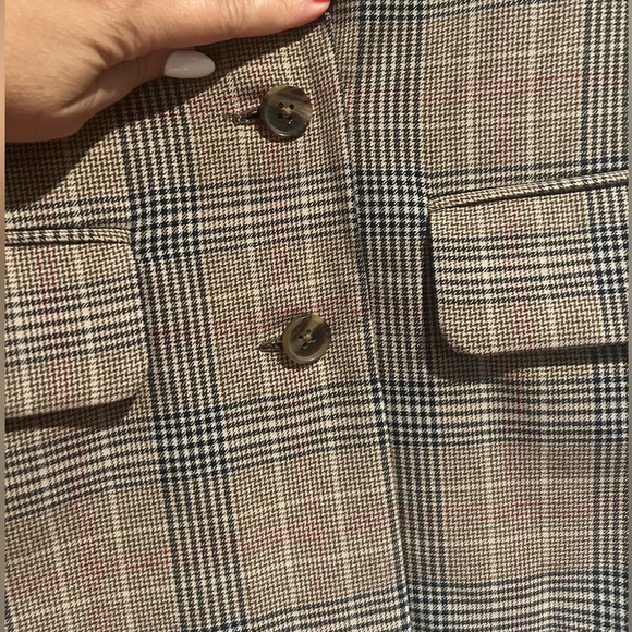 Old Navy Plaid Blazer - Picture 6 of 9